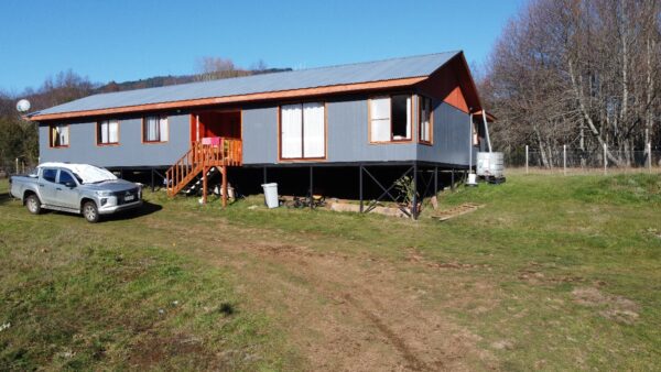 amplia casa en parcela sector la moto villarrica