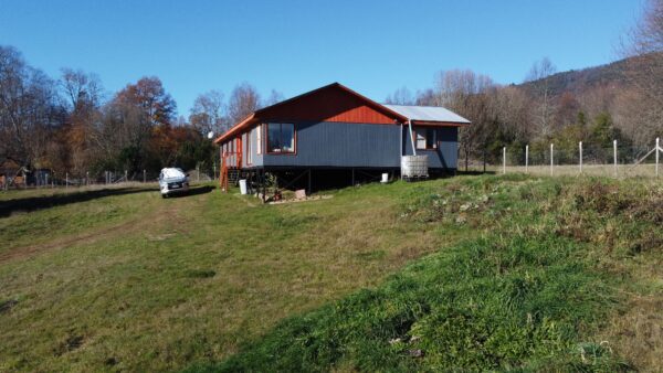 amplia casa en parcela sector la moto villarrica