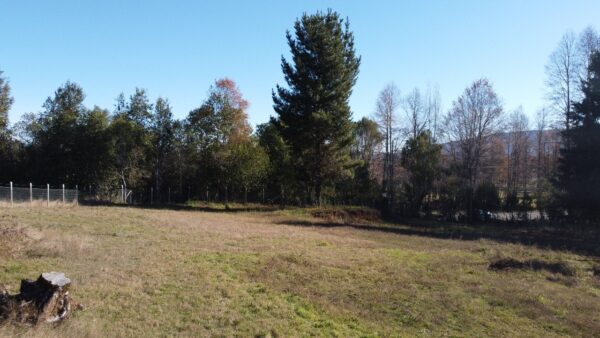 amplia casa en parcela sector la moto villarrica